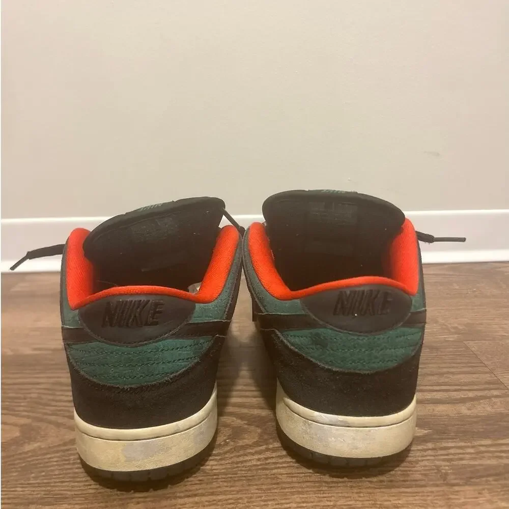Nike SB Dunk Low Reptile Gucci Black Gorge Green Sz 10 2015